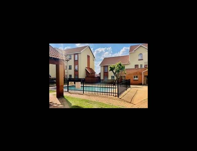 2 BEDROOM APARTMENT FOR SALE IN THE ORCHARDS